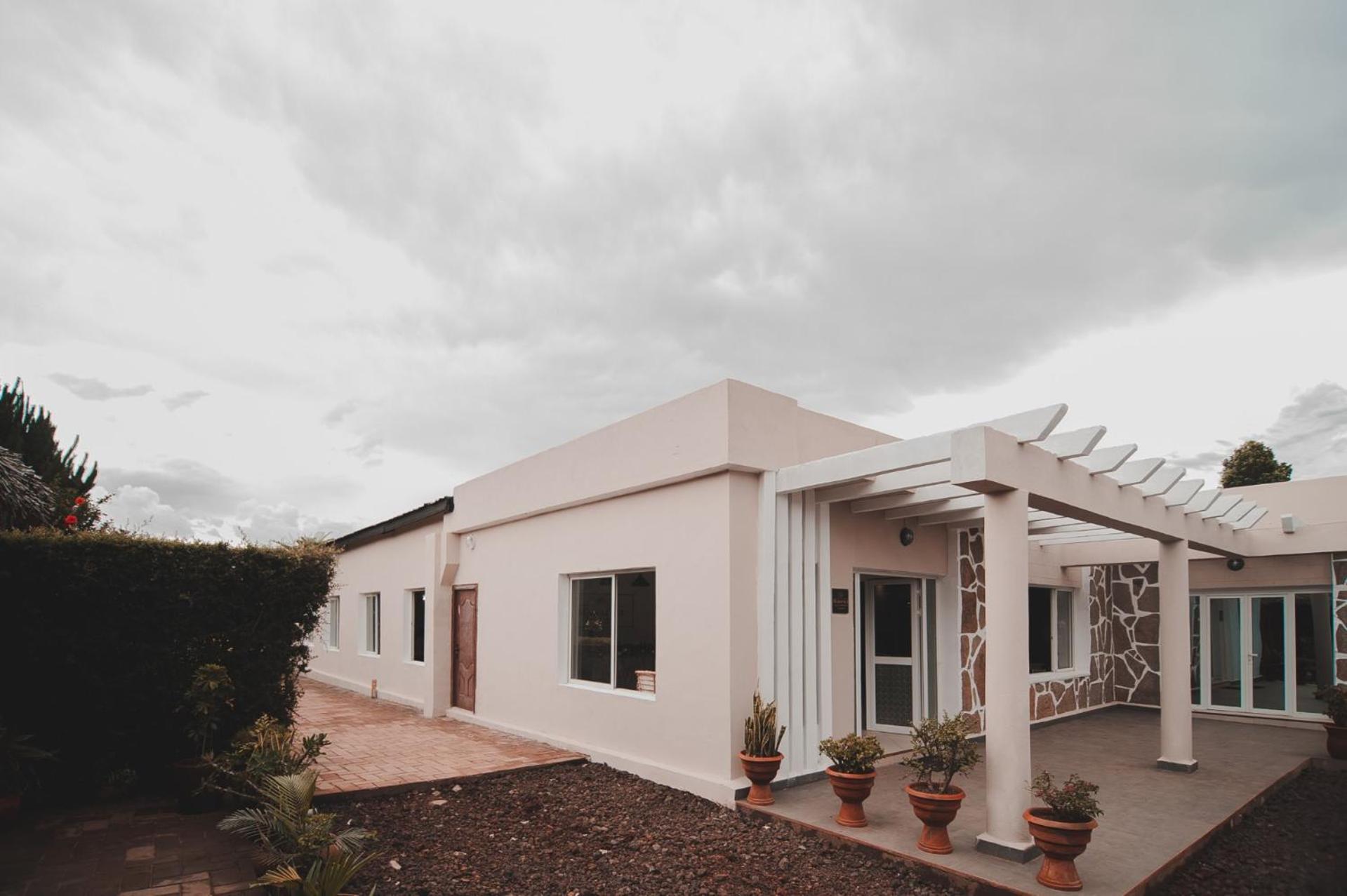 Mahafaly Hotel & Resort Antsirabe Eksteriør bilde